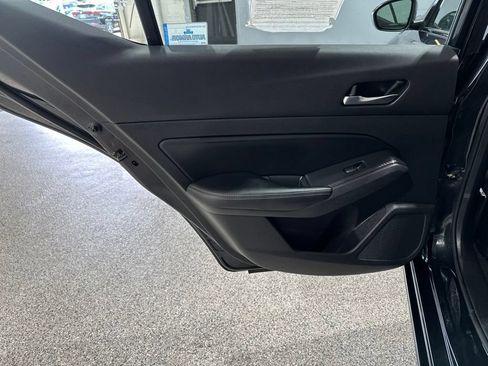 Used 2022 Nissan Altima 2.5 SV FWD image 14
