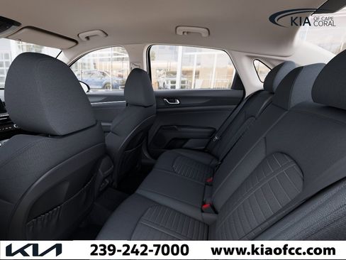 New 2026 Kia K5 LXS FWD image 18