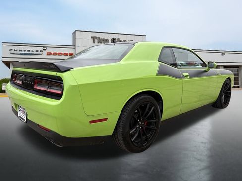 Used 2023 Dodge Challenger R/T w/ T/A Package image 5