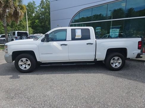 Used 2018 Chevrolet Silverado 1500 W/T w/ Special Service Package AWD/4WD image 2