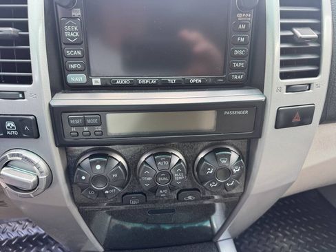 Used 2003 Toyota 4Runner Limited w/ Preferred Accessory Pkg AWD/4WD image 25
