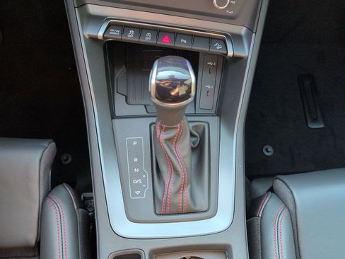 New 2025 Audi Q3 2.0T Premium image 17