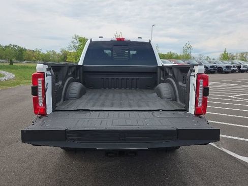 Used 2024 Ford F250 Lariat w/ Lariat Ultimate Package AWD/4WD image 10