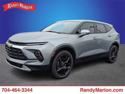 New 2025 Chevrolet Blazer LT image 1