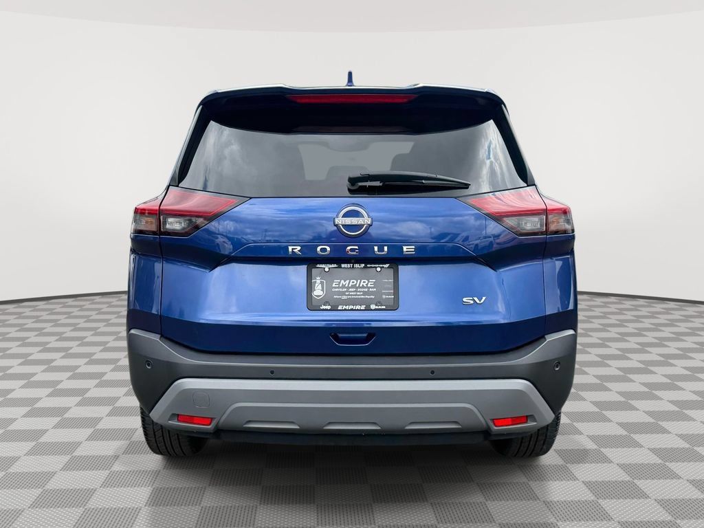 Used 2023 Nissan Rogue SV FWD image 7