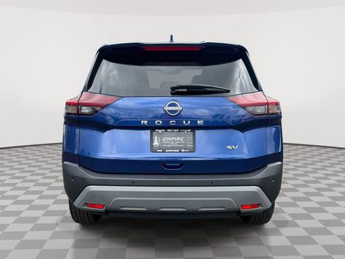 Used 2023 Nissan Rogue SV FWD image 7