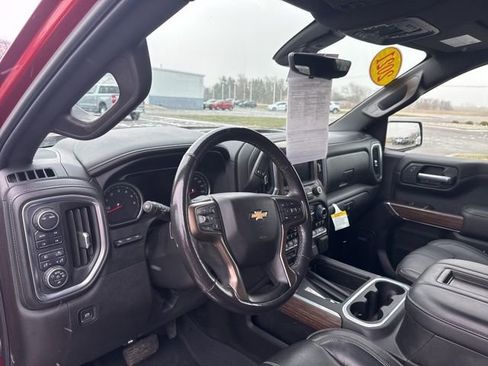 Used 2021 Chevrolet Silverado 1500 High Country w/ Technology Package image 17