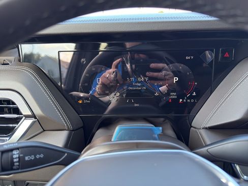 New 2026 GMC Yukon Elevation image 20