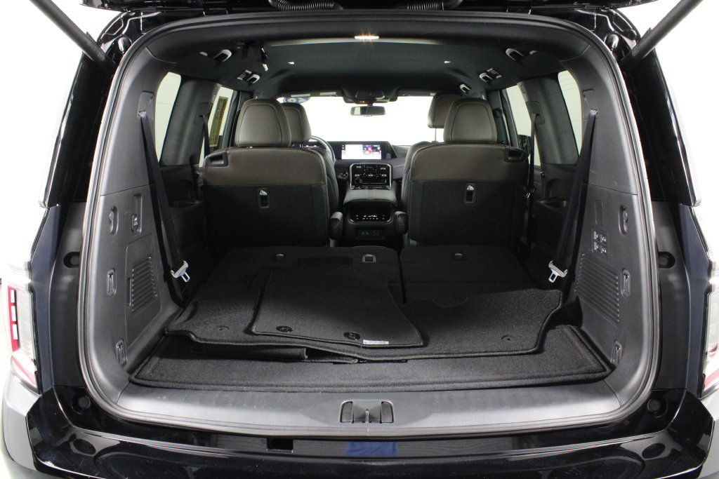 Certified 2026 Nissan Armada SL w/ Captain's Chari Seat Package RWD image 18