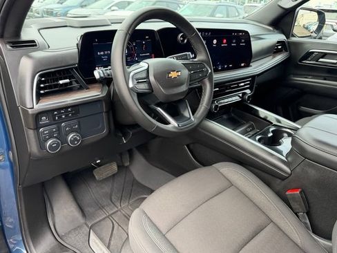 Certified 2025 Chevrolet Suburban LS AWD/4WD image 22