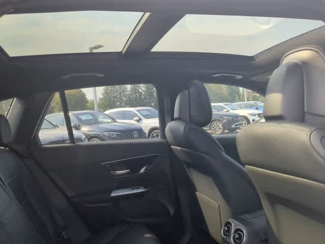 Certified 2025 Mercedes-Benz GLC 300 image 22