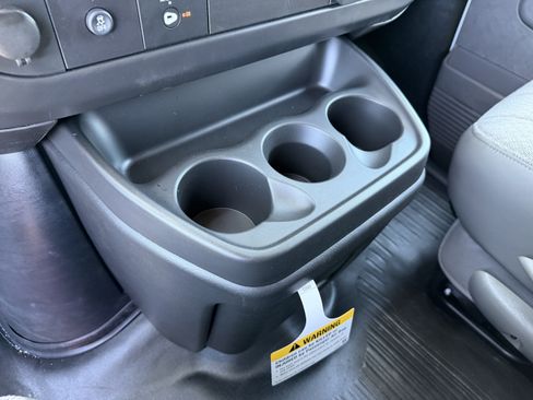 New 2026 Chevrolet Express 2500 w/ Driver Convenience Package RWD image 20