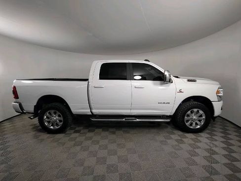 Used 2023 RAM 2500 Laramie AWD/4WD image 9