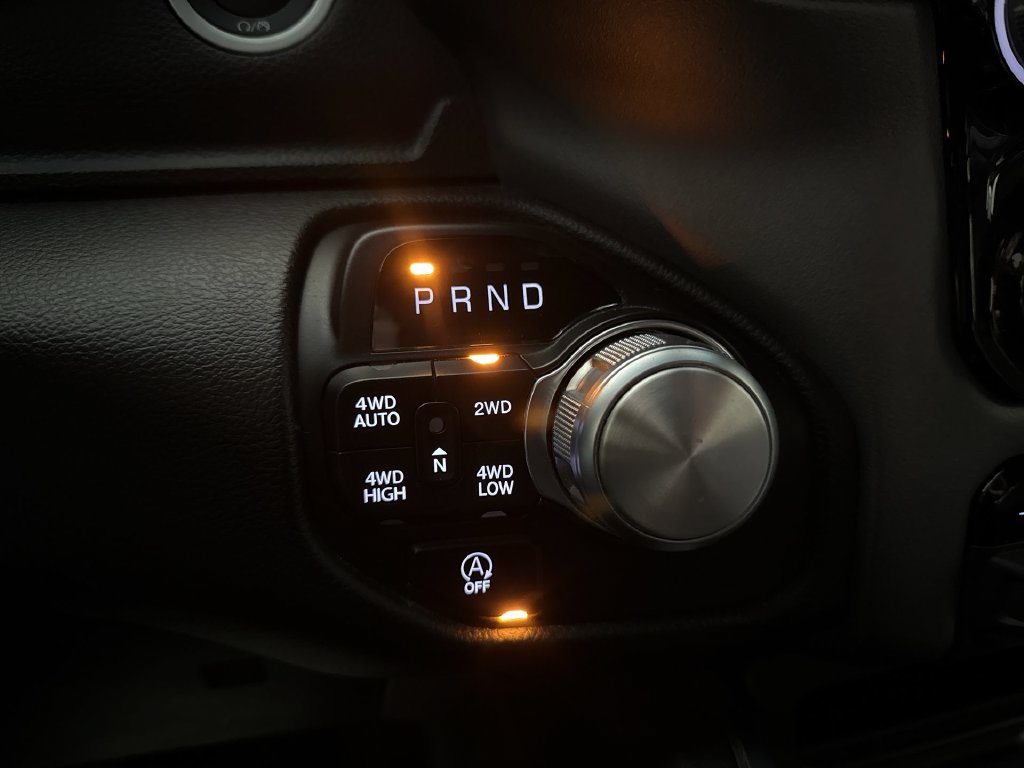 Used 2020 RAM 1500 Laramie AWD/4WD image 18