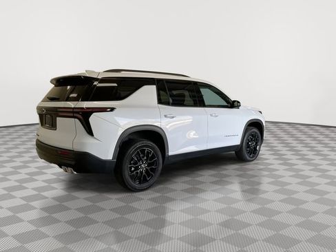 New 2026 Chevrolet Traverse LT w/ Midnight/Sport Edition AWD/4WD image 16