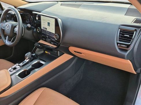 Used 2025 Lexus NX 250 FWD image 21