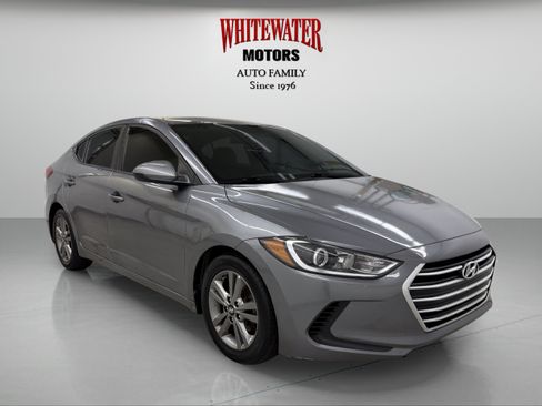 Used 2018 Hyundai Elantra SEL FWD image 5