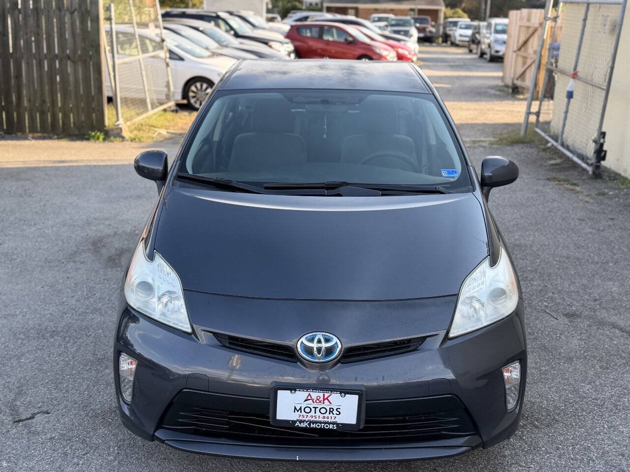 Used 2013 Toyota Prius Two FWD image 4