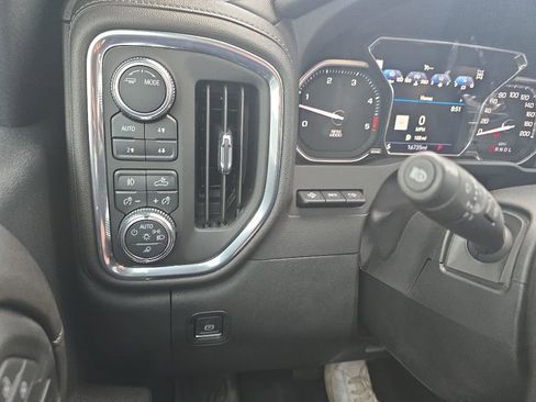 Used 2023 GMC Sierra 2500 Denali w/ Denali Ultimate Package AWD/4WD image 22