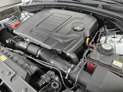 New 2026 Land Rover Range Rover Velar Dynamic SE image 19