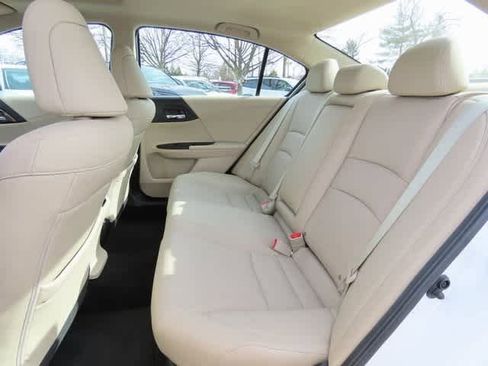 Used 2016 Honda Accord EX-L image 13