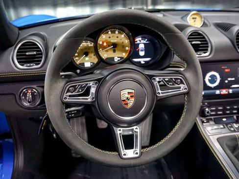 Used 2023 Porsche 718 Boxster Spyder RWD image 13