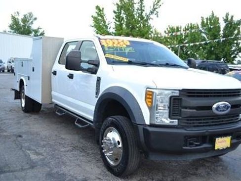Used 2017 Ford F550 2WD Crew Cab Super Duty image 5