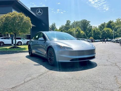Used 2025 Tesla Model 3 Long Range AWD/4WD image 1