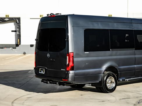 Used 2023 Mercedes-Benz Sprinter 3500 image 12