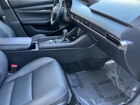 Used 2024 MAZDA MAZDA3 s FWD image 23