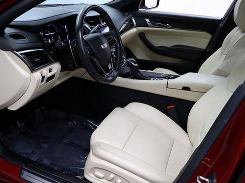 Used 2019 Cadillac CTS Luxury image 10