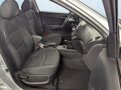 Used 2009 Hyundai Elantra image 15