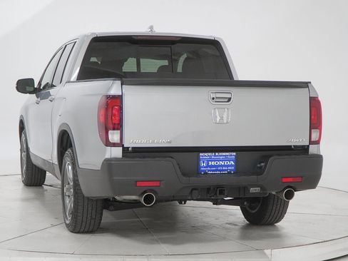 Certified 2023 Honda Ridgeline RTL image 9