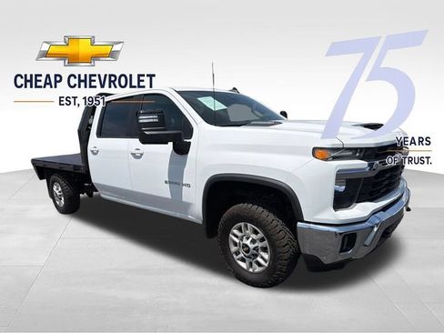 Used 2024 Chevrolet Silverado 2500 LT w/ Convenience Package AWD/4WD image 7