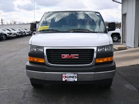 New 2026 GMC Savana 2500 Extended w/ Enhanced Convenience Package image 8
