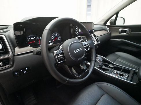 Certified 2023 Kia Sorento X-Line EX image 8