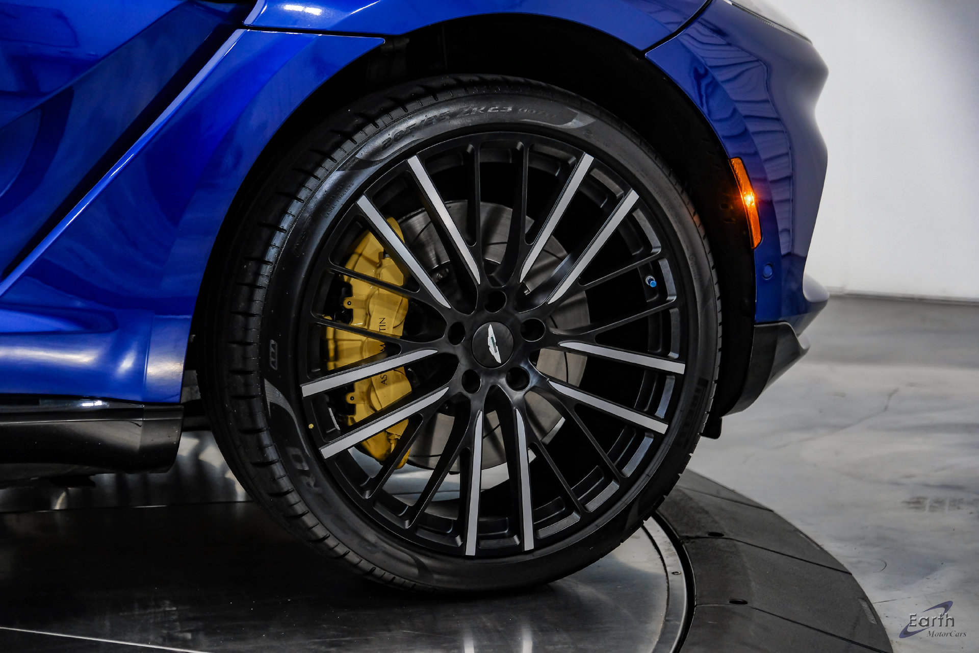 Used 2023 Aston Martin DBX AWD/4WD image 78