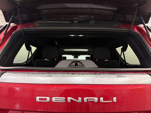 New 2026 GMC Yukon XL Denali w/ Denali Reserve Package image 36