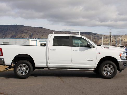 Used 2019 RAM 2500 Big Horn AWD/4WD image 7