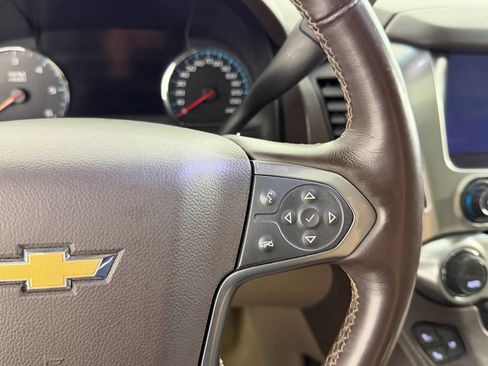 Used 2018 Chevrolet Suburban Premier AWD/4WD image 27