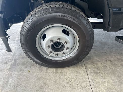 Used 2025 Ford F350 XL w/ XL Driver Assist Package image 12