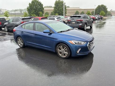 Used 2018 Hyundai Elantra Value Edition FWD image 3