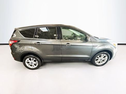 Used 2017 Ford Escape SE AWD/4WD image 5