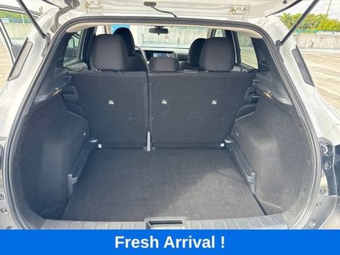 Used 2025 Nissan Kicks SV FWD image 4