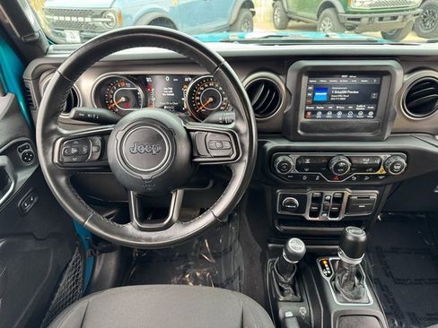 Used 2019 Jeep Wrangler Unlimited Sport S image 4