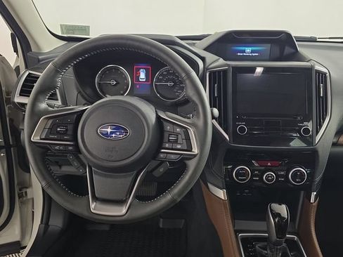 Used 2023 Subaru Forester Touring AWD/4WD image 10