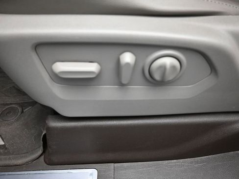 Used 2019 GMC Sierra 1500 SLT w/ SLT Premium Plus Package image 15