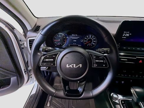 Used 2023 Kia Seltos SX w/ SX Sunroof Package AWD/4WD image 13