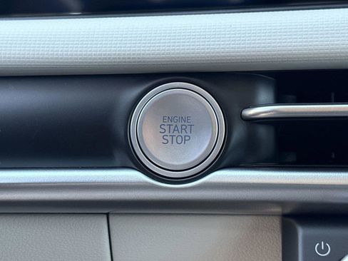 New 2026 Hyundai Tucson SE image 23