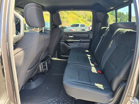 Used 2025 RAM 1500 Warlock AWD/4WD image 9